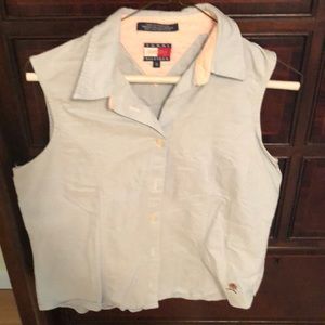 Women’s sleeveless top